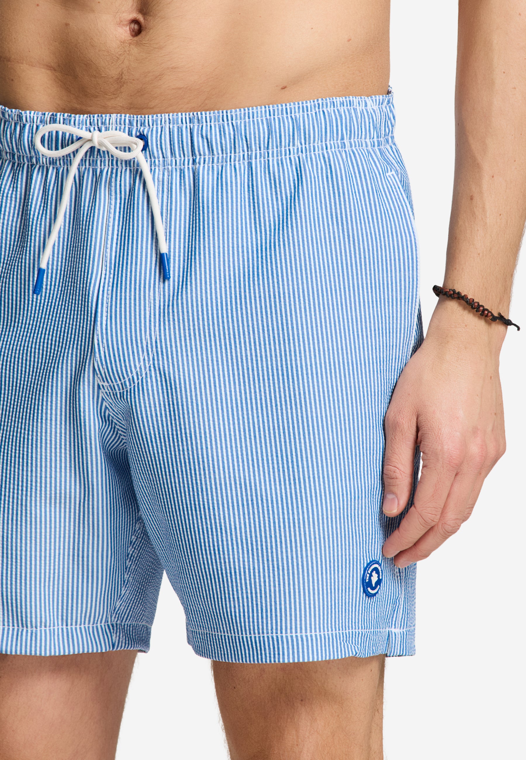 1426606412blue struc