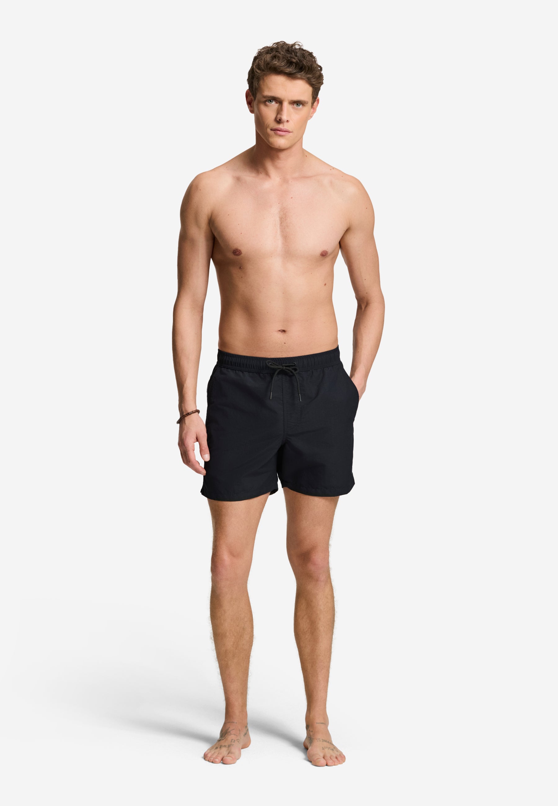 1525305100black